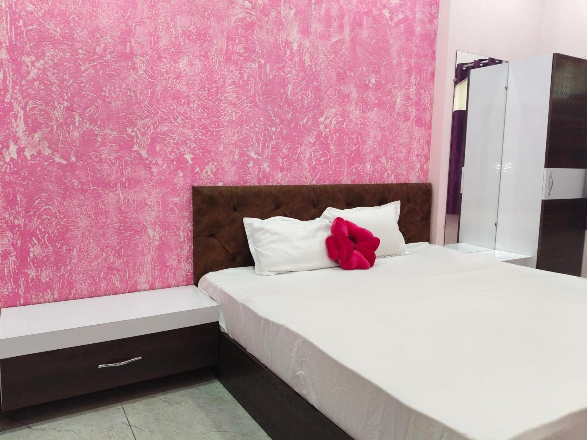 Anant Home Stay Удджайн Номер фото